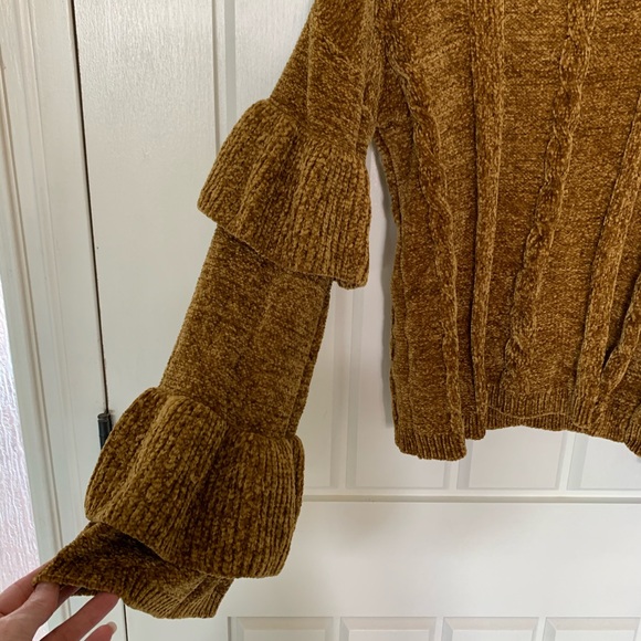 Sweater - Picture 2 of 2